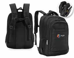 Mochila confeccionada em poliéster de alta qualidade com compartimento principal com bolso para notebook 15.6 polegadas, compartimento mediano com bolso para documentos e canetas, compartimento frontal com bolso de velcro e bolsos laterais em malha. Contém zíperes prata, alças para costas ajustáveis com regulagem peitoral e parte traseira com revestimento anti-transpirante, possui duas alças de mãos em nylon, sendo uma delas com revestimento interno. 50x36x23