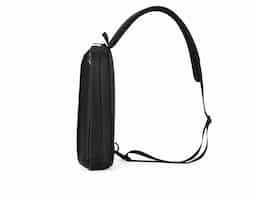 Mochila transversal com bolso interno para guardar seus itens essenciais, feito de tecido de poliéster resistente à água e ao desgaste, alça de ombro esquerdo/ombro direito reversível. Compartimento interno acolchoado para tablet