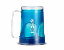 Uma caneca de acrílico de 400ml com gel térmico, perfeita para manter suas bebidas geladas por mais tempo. Lembre-se de congelá-la apenas de boca para baixo e por até 48 horas a cada vez, garantindo seu funcionamento ideal. Ideal para desfrutar de suas bebidas favoritas com temperatura perfeita.