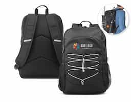 Mochila para notebook em 300D e 600D, ambos em poliéster reciclado (100% rPET) com elementos refletores. Possui 1 compartimento principal com 1 bolso multifuncional e bolso para notebook portátil até 15.6". Bolso frontal com zíper, 2 bolsos laterais em tela mesh e um elástico na frente para transporte de diferentes objetos. A parte posterior e alças são almofadadas. Capacidade até 18 L. 320 x 450 x 140 mm