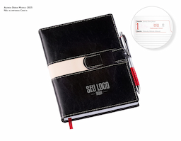 Agenda Executiva com fecho e suporte para caneta, em capa de couro sintético de 0,6mm. Com miolo de agenda diária 2x2 cores, contém 344 páginas de papel off-set 63g, mapa 4x4 cores, índice telefônico e planejamento. Formato compacto de 145x200mm, ideal para quem busca organização e praticidade no dia a dia. Não acompanha caneta.