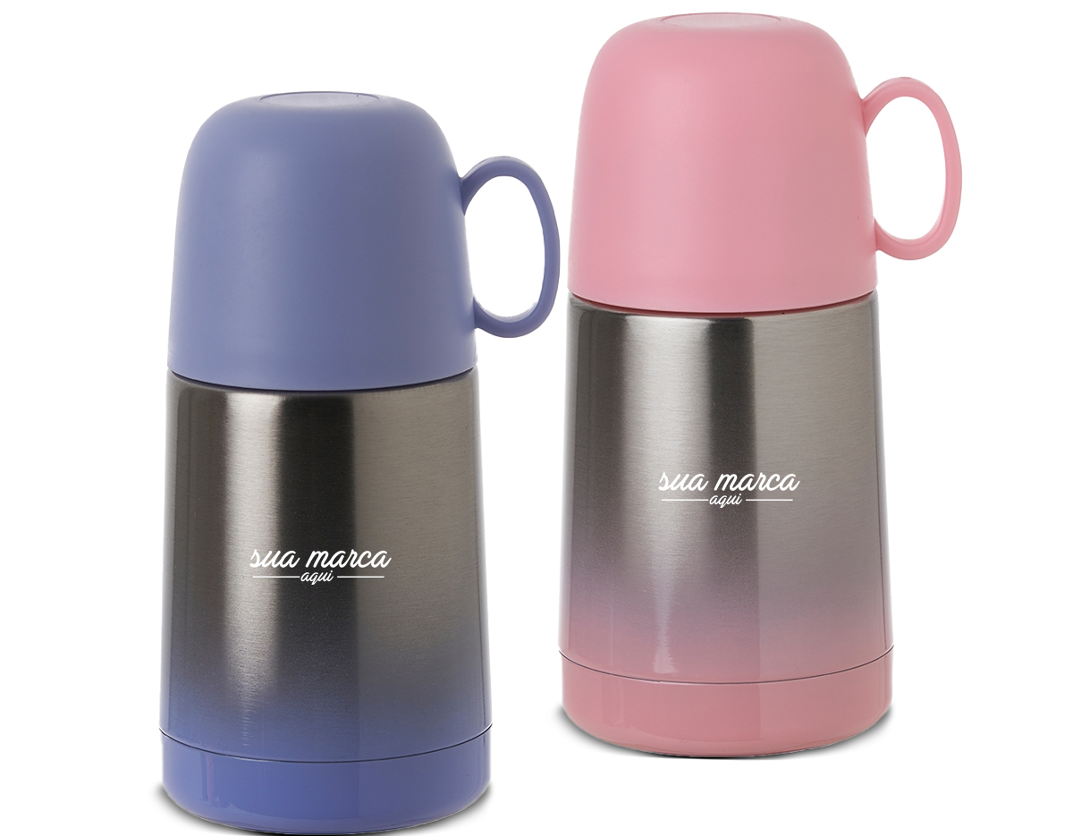 Garrafa térmica 250ml com acabamento degradê, contém tampa hermética rosqueável com botão de acionamento e tampa externa plástica com alça, podendo ser utilizada como xícara.