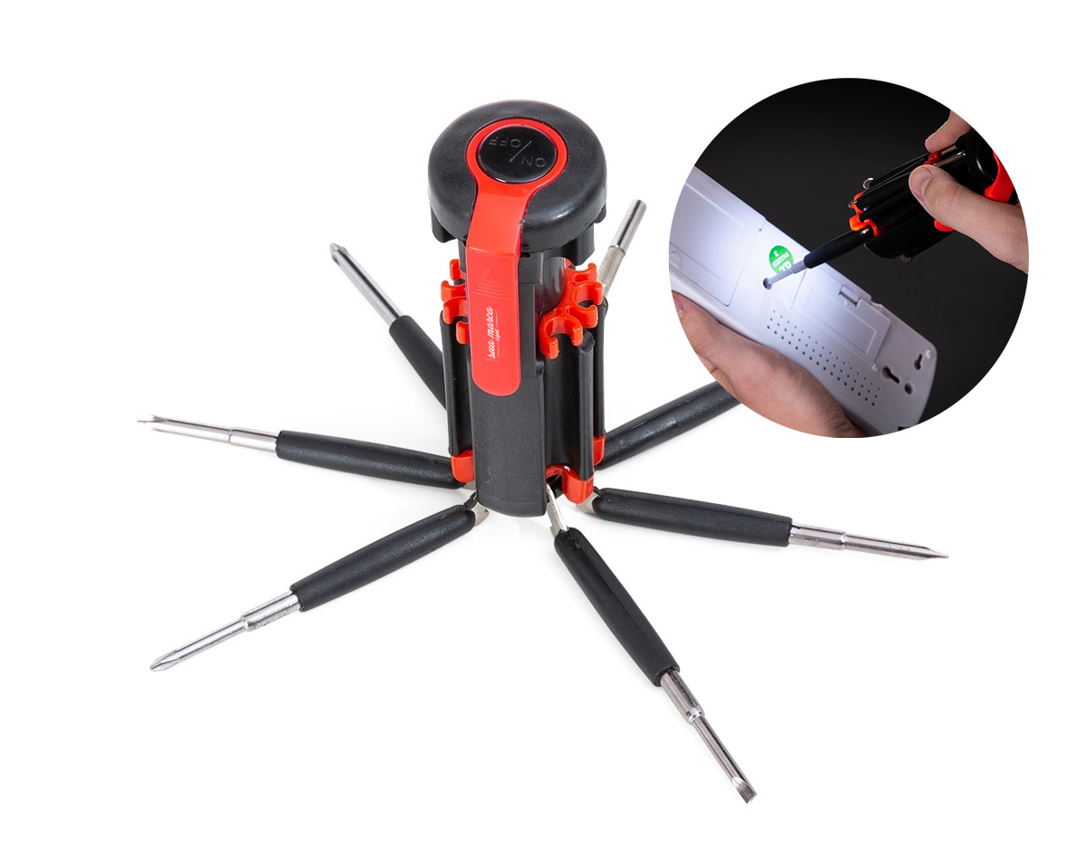 Kit ferramenta retrátil com 7 chaves e lanterna de 6 Leds. 