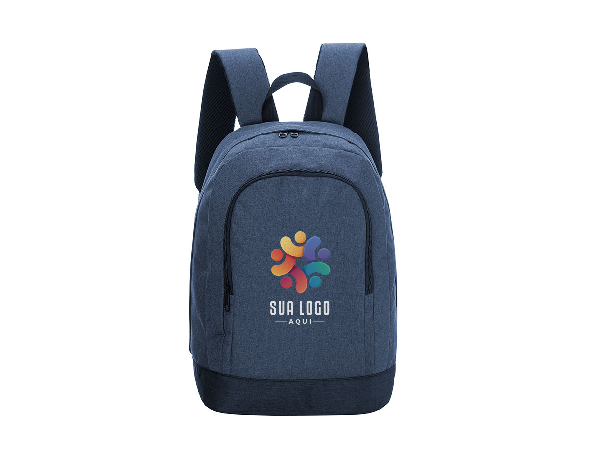 Mochila p/ Notebook em tecido poliéster.
Parte externa:
Bolsos frontal com ziper.
Bolso lateral.
Alça de ombro acolchoada.

Parte interna:
Compartimento acolchoado p/ notebook