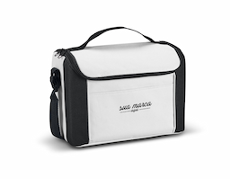Bolsa térmica em 600D com alça ajustável em webbing, bolso frontal e capacidade até 8 L