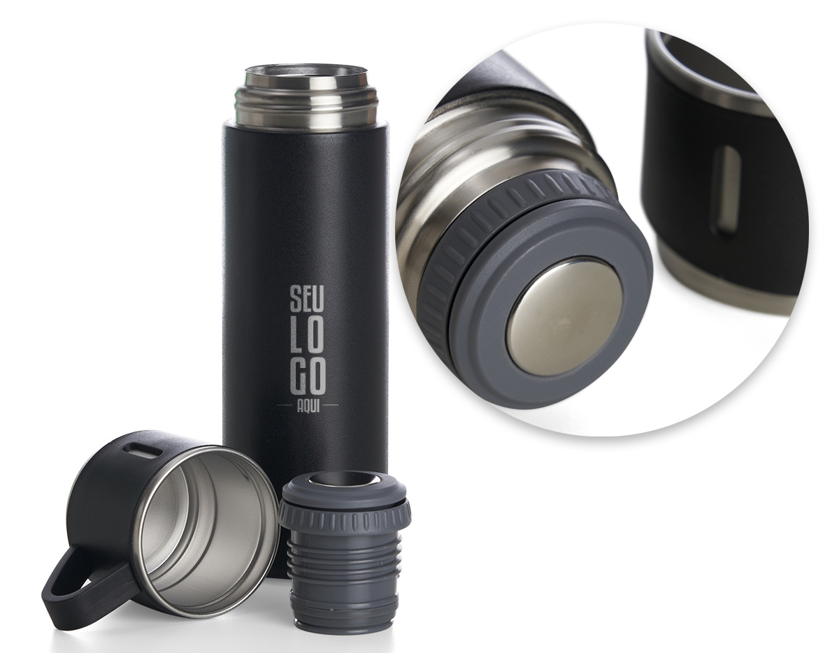Garrafa térmica 450ml em inox com tampa que pode ser utilizada como caneca, tampa interna em plástico resistente (basta um clique para abrir ou fechar), base com borracha antiderrapante.