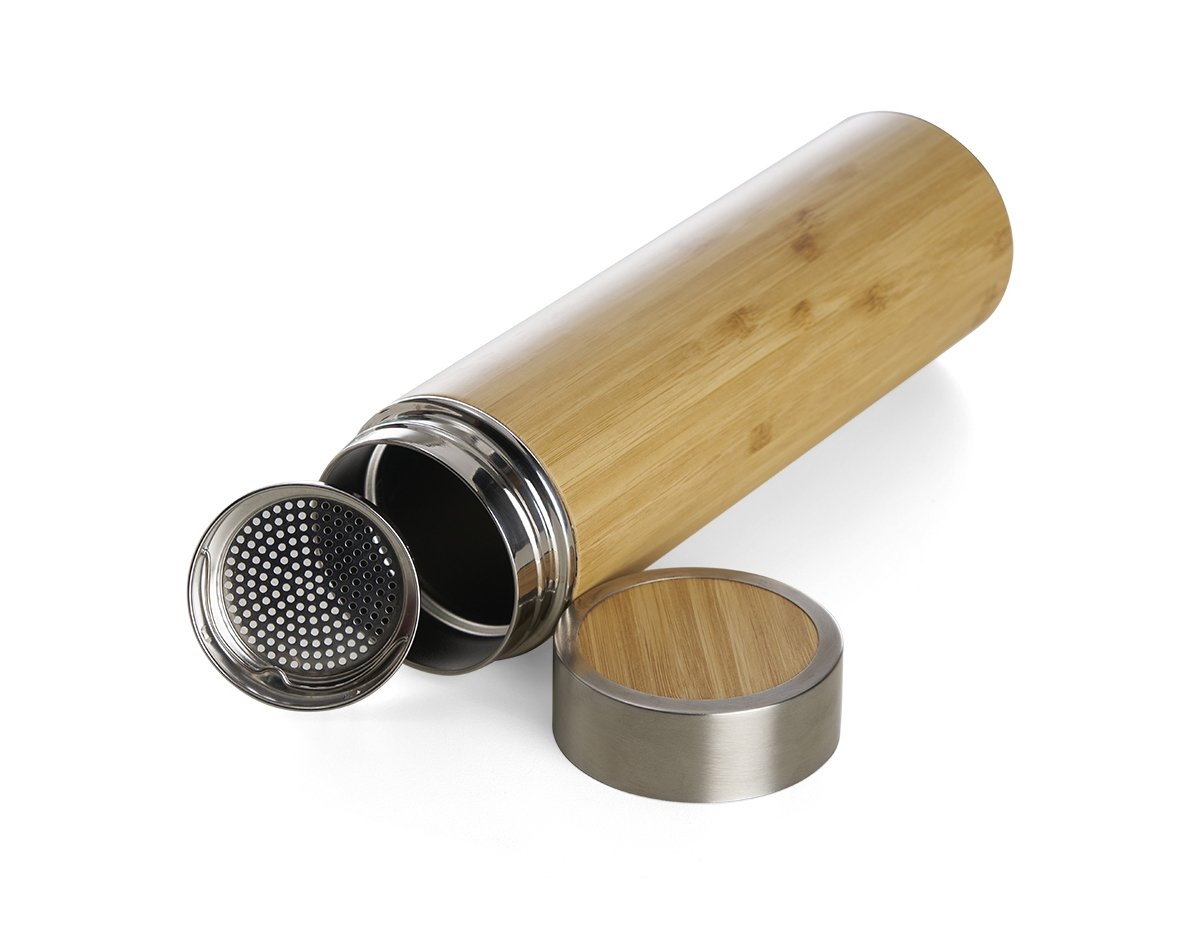 Garrafa de bambu e inox 500ml com parede dupla e infusor. Conserva temperatura quente ou fria.