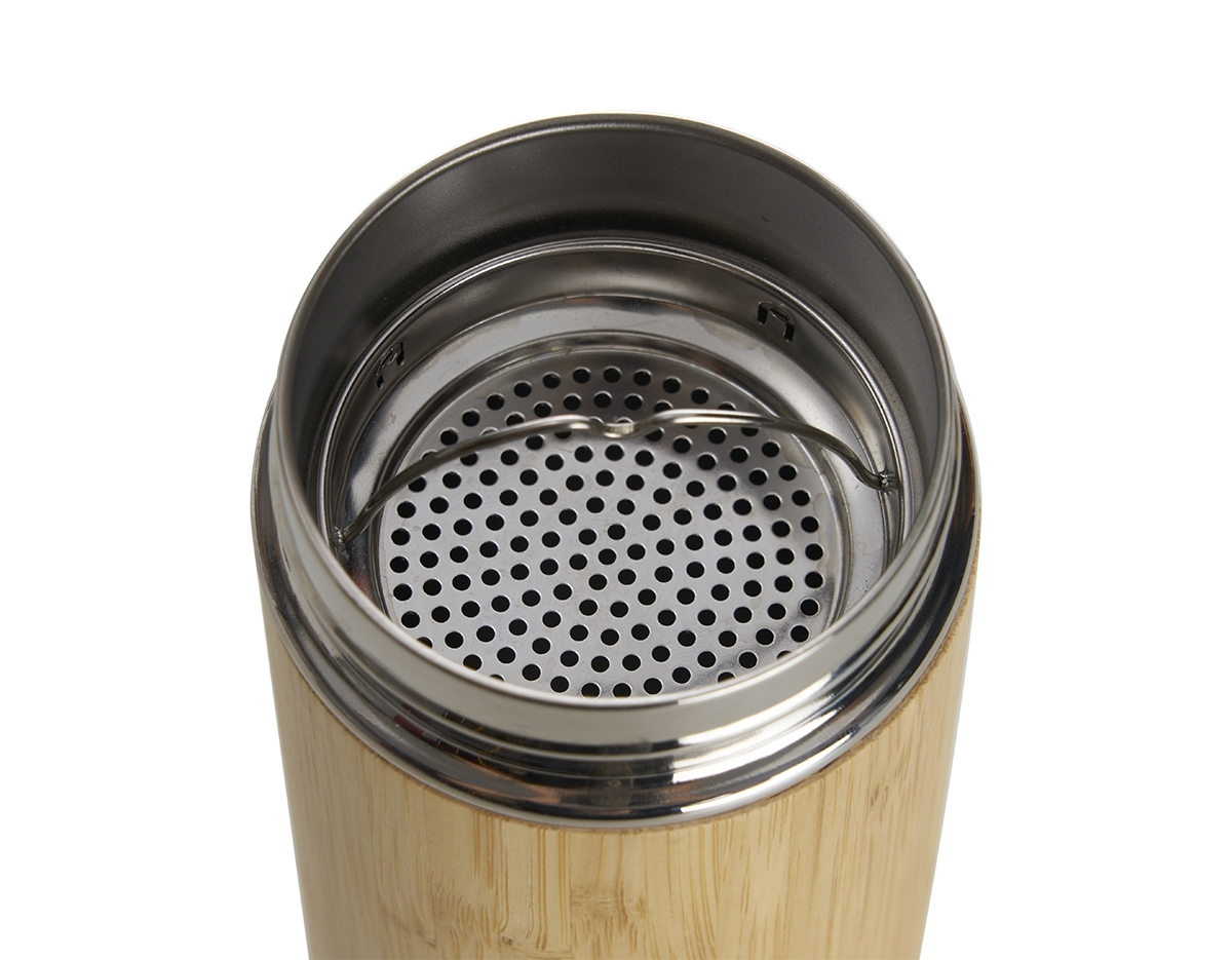 Garrafa de bambu e inox 500ml com parede dupla e infusor. Conserva temperatura quente ou fria.