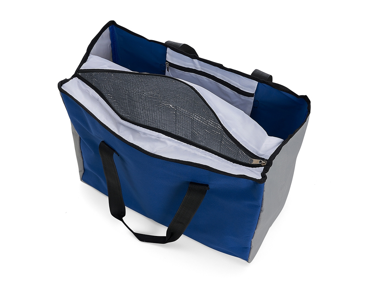Sacola de poliéster com capacidade para 25 litros com bolso térmico. Contém um pequeno bolso interno de zíper e dois compartimentos principais, sendo um deles térmico e com fechamento de zíper.
Altura  34,5 cm
Largura  41,5 cm
Profundidade 18 cm