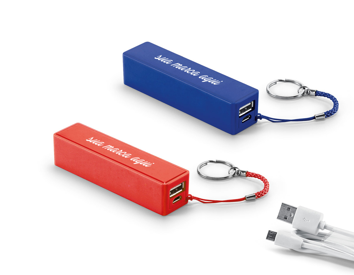 Bateria portátil fabricada em ABS, com célula de lítio de 1.600 mAh e vida útil de aproximadamente 500 ciclos. Conta com uma porta de saída USB-A para carregamento de dispositivos eletrônicos. Acompanha cabo USB para recarga da própria bateria, garantindo praticidade.