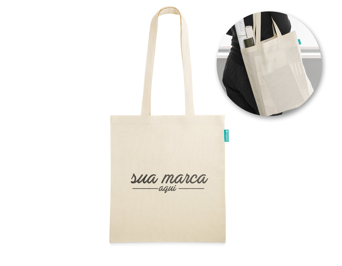 Sacola 100% algodão orgânico (120 g/m²) proveniente de um cultivo sustentável, sem químicos ou pesticidas. Alças de 60 cm e etiqueta Label Organic. 370 x 410 mm