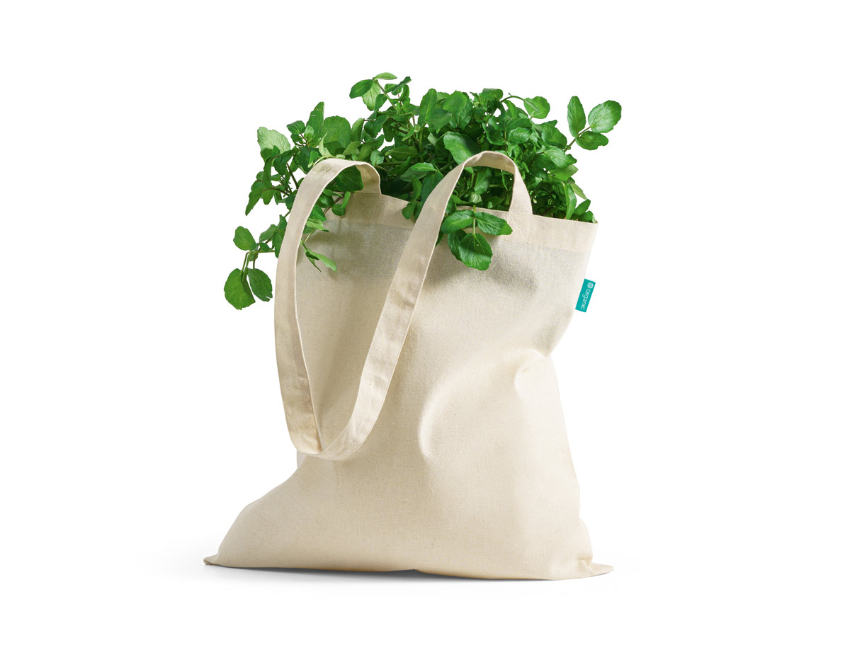 Sacola 100% algodão orgânico (120 g/m²) proveniente de um cultivo sustentável, sem químicos ou pesticidas. Alças de 60 cm e etiqueta Label Organic. 370 x 410 mm