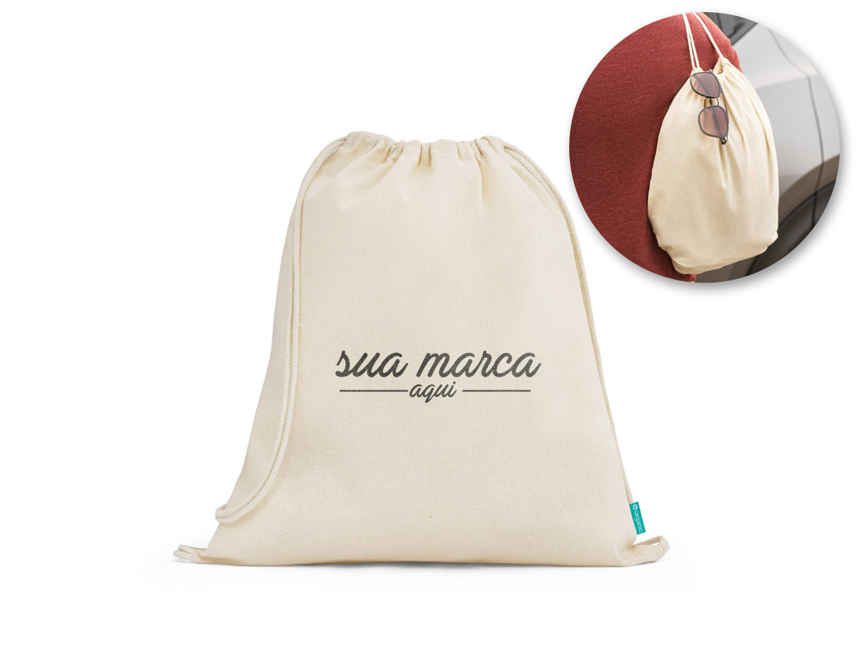 Sacola tipo mochila 100% algodão orgânico (120 g/m²) proveniente de um cultivo sustentável, sem químicos ou pesticidas. 370 x 410 mm