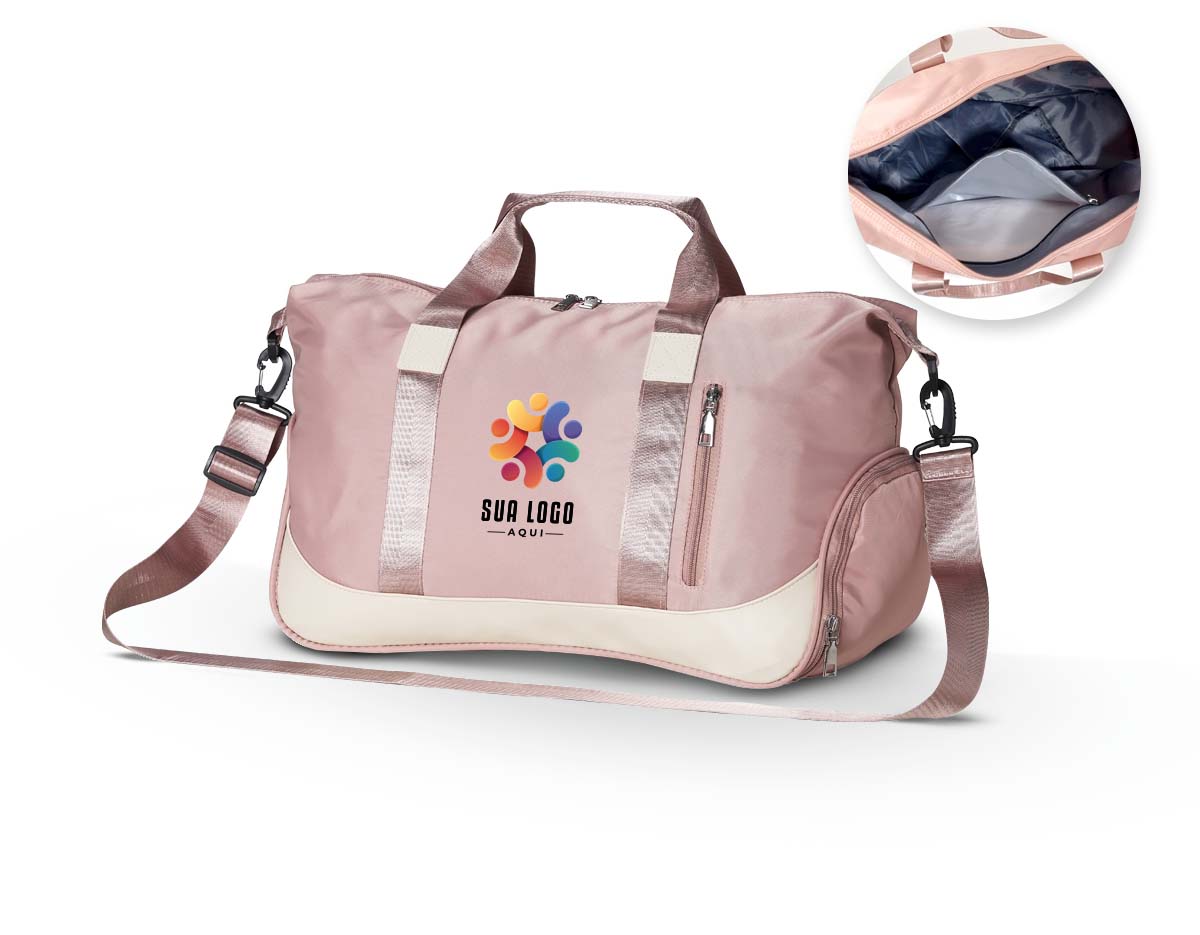  Bolsa esportiva 28L de poliéster á prova d’água. Contém cinco compartimentos sendo dois deles: um especial para colocar sapatos e um bolso impermeável para roupas molhadas. Possui também Duas divisórias internas para acessórios, encaixe para malas de viagem, duas alças de mão e alça de ombro com regulagem. 27x23x46cm