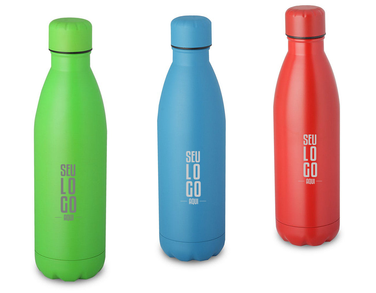 squeeze fosca em aço inox com capacidade de até 750 ml. Tampa rosqueável e anel de silicone para vedação. Design com frisos na tampa.