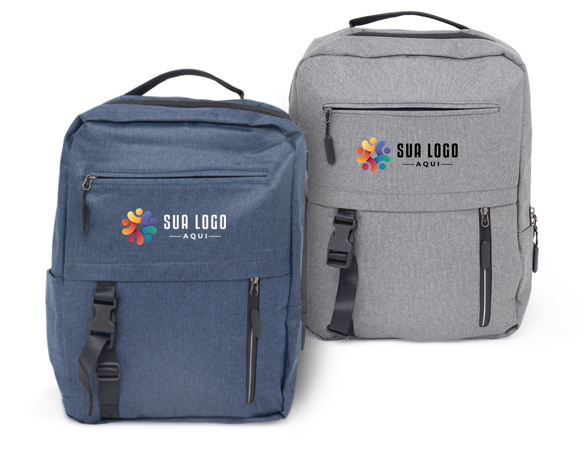 Mochila de nylon 23 Litros com 3 compartimentos, sendo o principal com bolso para notebook 15,6. Com divisórias internas para acessórios, a mochila possui bolso lateral, suporte externo USB e alça para encaixe em malas e viagens.41x30x19