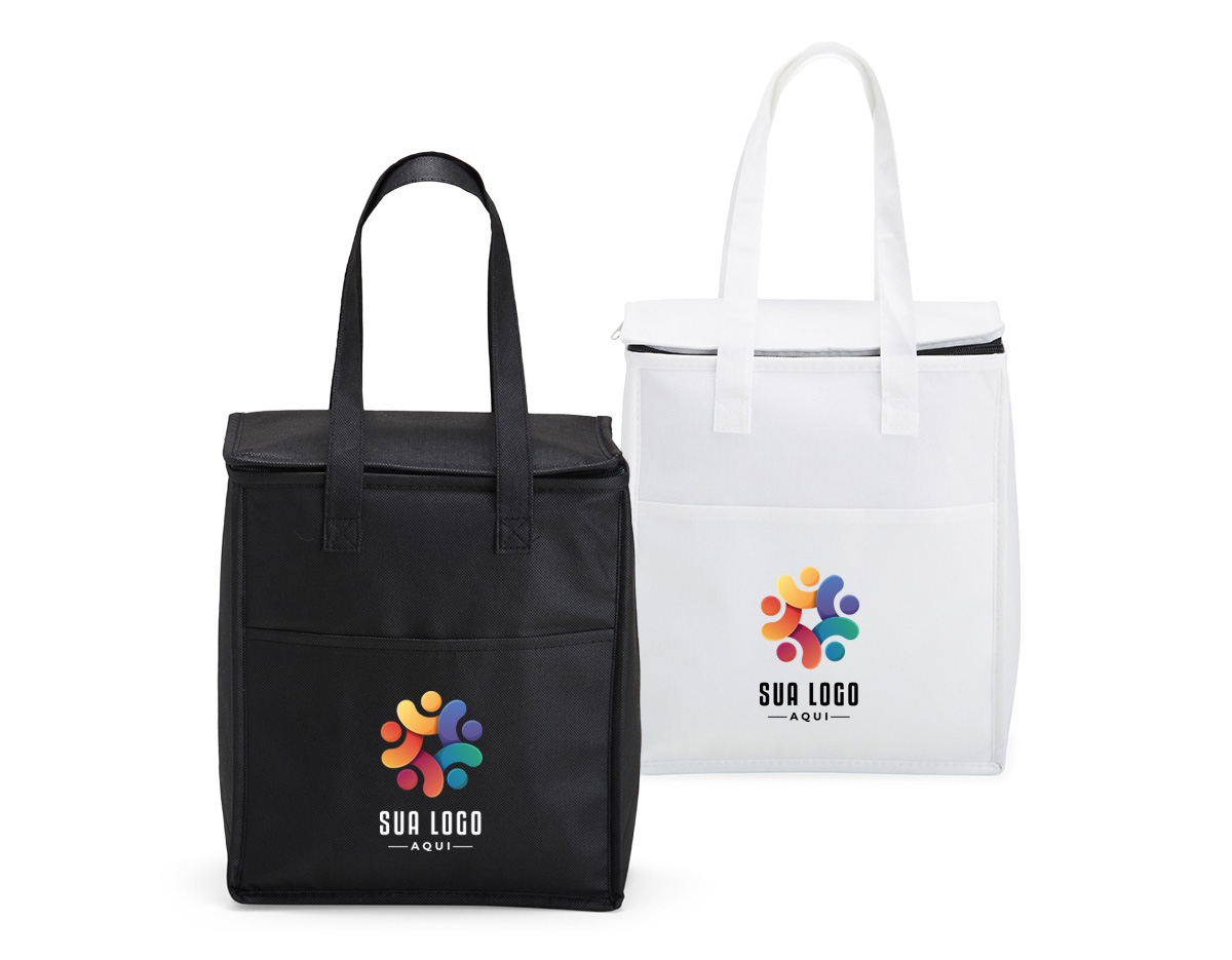 Bolsa térmica em TNT 9 litros com bolso frontal.