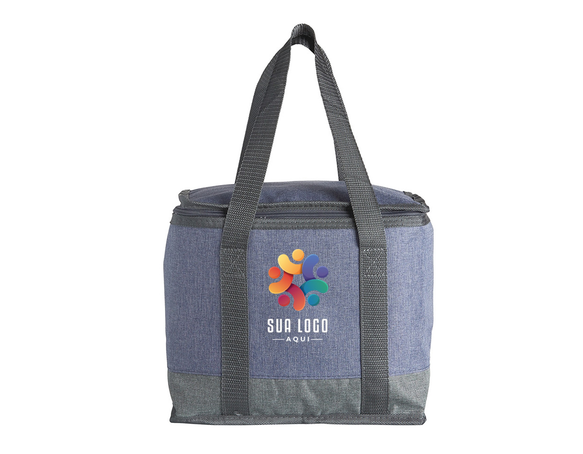 Bolsa térmica de poliéster com capacidade de 12 Litros. Contém alça de mão em nylon.