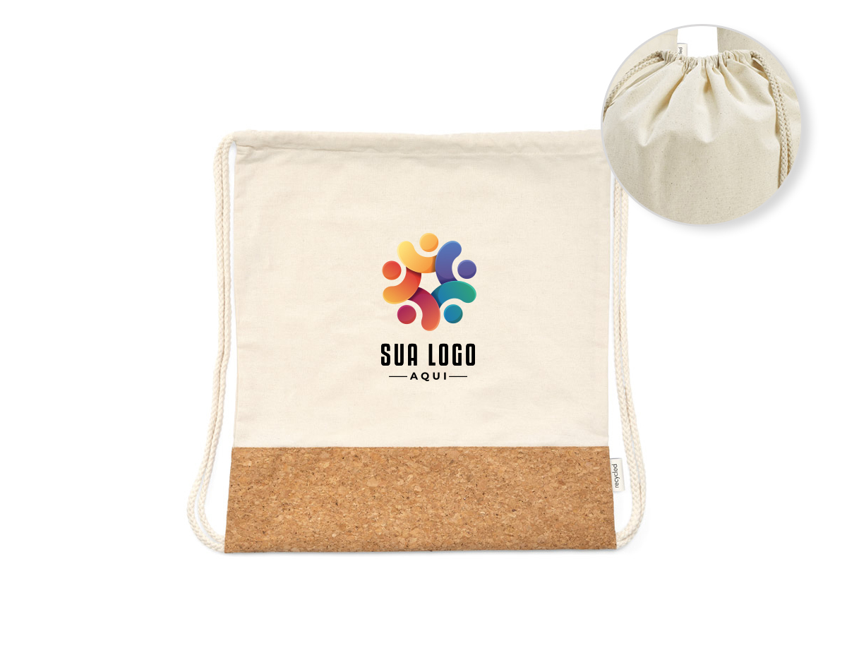 Sacola tipo mochila em 70% algodão reciclado e 30% poliéster reciclado (180 g/m²) com base em cortiça. Alças em algodão. 370 x 410 mm