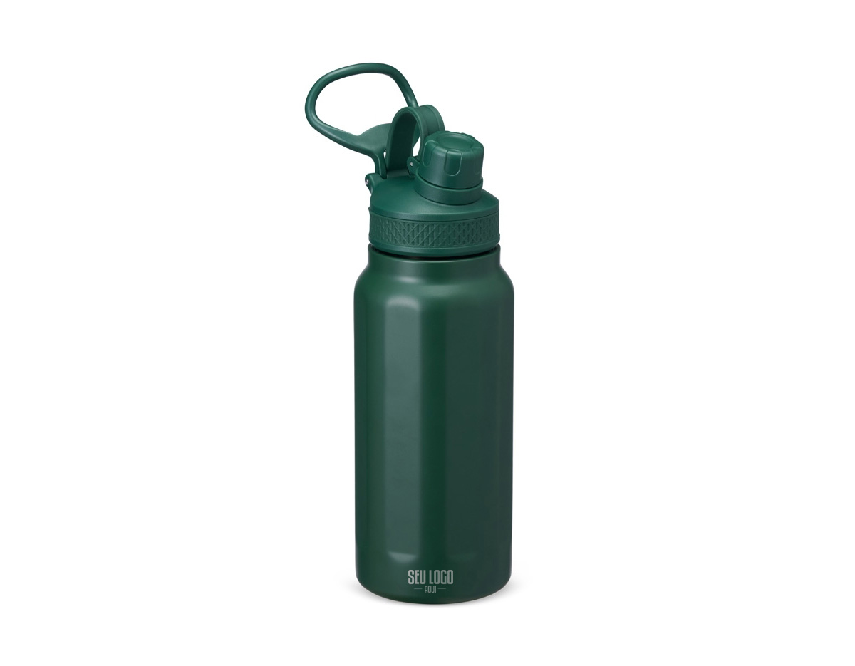Esta garrafa térmica feita em inox 304, com capacidade de 750ml, é uma aliada confiável para manter sua bebida preferida sempre na temperatura certa. Com um design em faixas de relevo e tampa com alça, ela é fácil de transportar e possui uma proteção extra no bocal para manter tudo seguro e higiênico. Ideal para levar o calor do café ou a refrescância da água gelada onde quer que você vá!