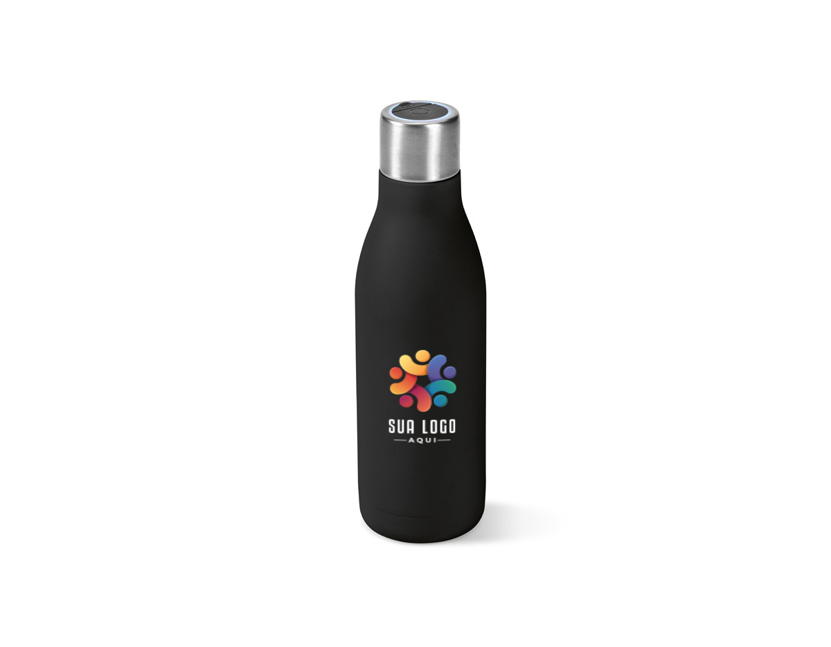 Garrafa em aço inox (90% reciclado) de parede dupla térmica, isolada a vácuo. Garrafa com sistema de auto-sanitização UV que inativa vírus e bactérias que estejam na sua garrafa, tornando a sua bebida mais segura. Capacidade até 500 mL. Preserva as bebidas quentes por 5h e frias por 15h, aproximadamente. Caixa branca 94657 vendida opcionalmente. Certificação EU Food Grade. ø72 x 243 mm | Caixa: 78 x 270 x 78 mm
