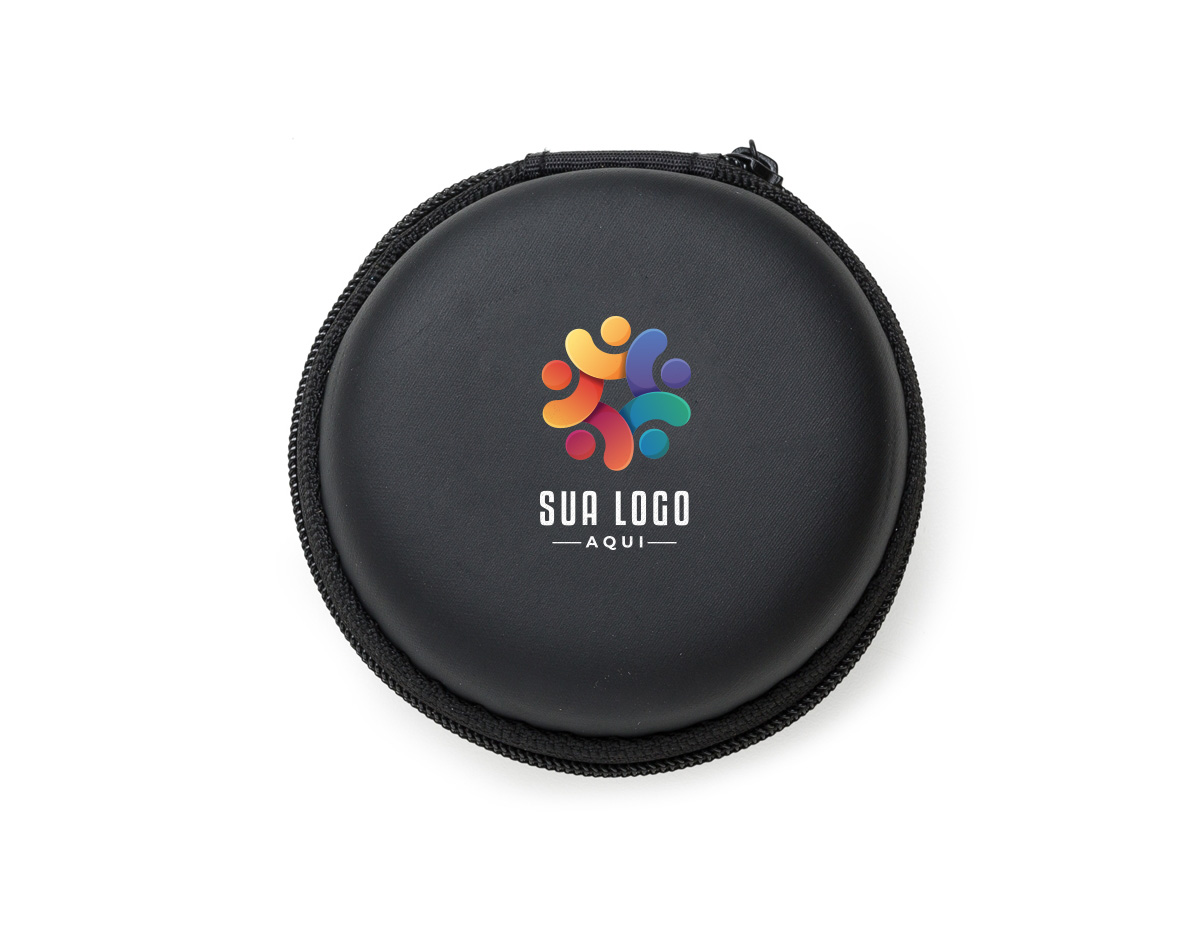 Estojo redondo em material emborrachado alta resistência a quedas,parte interna com redinha, ótimo acessório para colocar fone de ouvido, carregadores, cabos e etc..., costurado com acabamento em zíper.