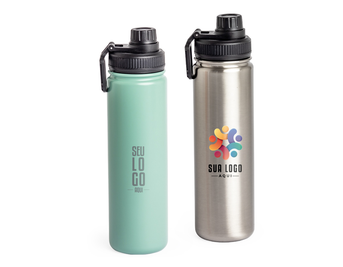 Garrafa térmica em inox com capacidade de 650ml, possui parede dupla que auxilia na conservação da temperatura. Acompanha tampa plástica rosqueável com bocal integrado e alça acoplada para facilitar o transporte. Ideal para uso diário.