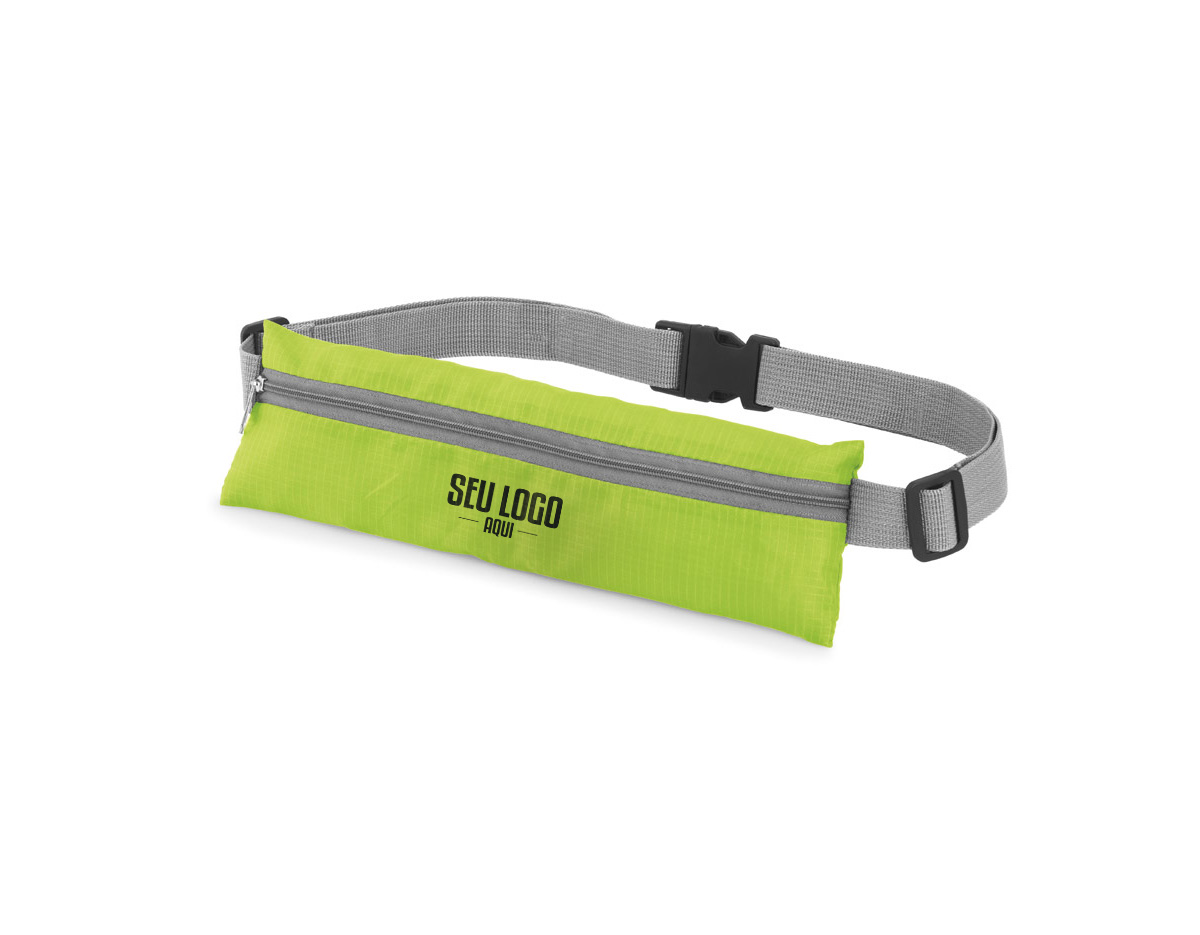 Pochete em poliéster 210D ripstop, resistente e leve, com saída para fone de ouvido. Possui bolso com zíper para armazenamento seguro e alça ajustável para maior conforto. Medidas: 250 x 80 mm. Ideal para atividades físicas, passeios e uso diário.