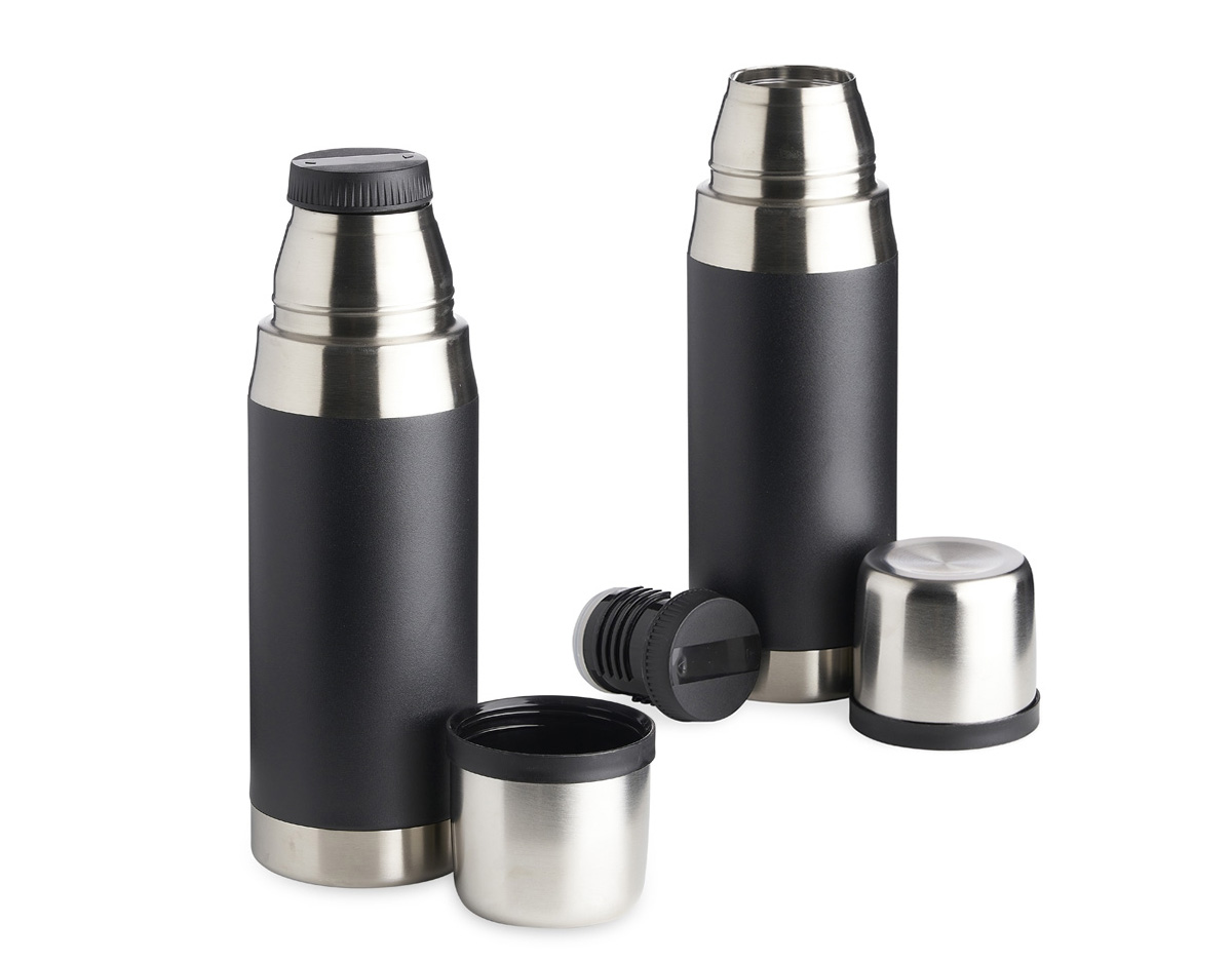 Mantenha suas bebidas na temperatura ideal por muito mais tempo com esta garrafa térmica de 500ml, fabricada em aço inoxidável 304 de alta qualidade. Resistente, durável e com excelente isolamento térmico, ela é perfeita para o dia a dia, viagens, academia ou escritório. Seu design moderno e funcional garante praticidade no uso e transporte, além de preservar o sabor e a pureza da sua bebida, seja quente ou gelada.