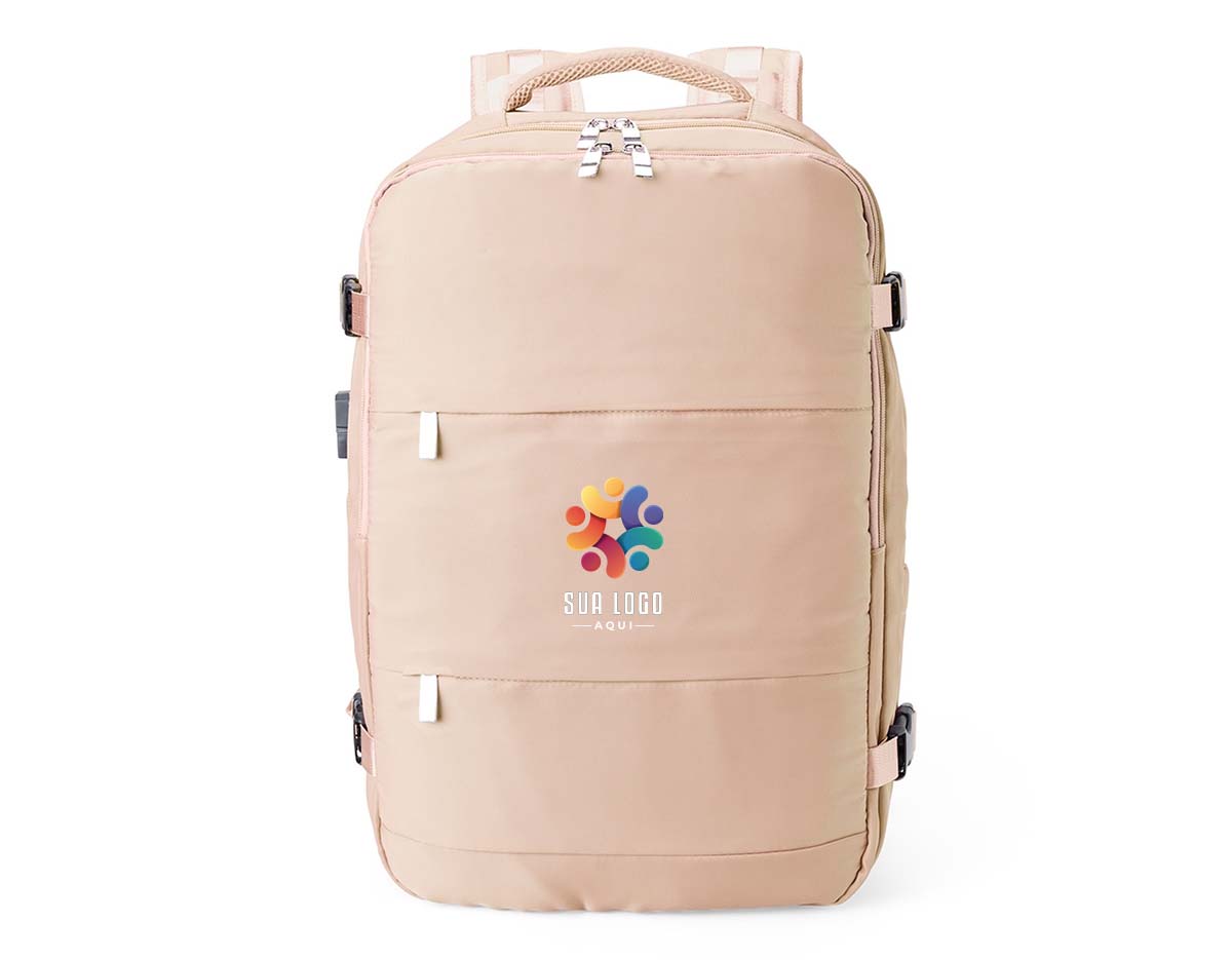 Versátil e completa, essa mochila de 41 litros é a escolha ideal para viagens, transporte de materiais de trabalho, estudo e todos os momentos do dia a dia! Com compartimentos inteligentes, ela oferece mais organização e segurança, além de resistência à água. Produzida em poliéster, são seis compartimentos, incluindo um para itens molhados, um exclusivo para tênis, um espaço amplo para roupas e documentos com entrada USB, um compartimento para notebook de até 15,6” e um bolso antifurto para maior proteção. Expansível e prática, conta ainda com fivelas ajustáveis, alças reguláveis que distribuem o peso de forma equilibrada, bolso lateral para garrafa, costas acolchoadas e engate para mala de viagem. Funcionalidade e conforto para qualquer ocasião!