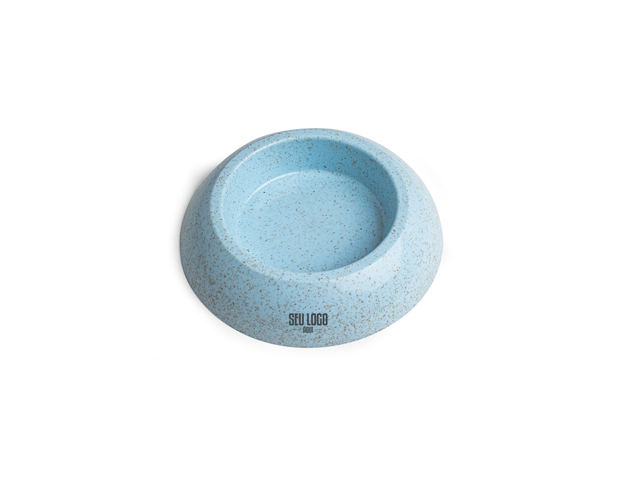 Feito de fibra de arroz e polipropileno está disponível em duas cores marcantes, a tigela pet é a escolha perfeita para quem quer facilitar a alimentação do seu amigo animal com muito mais conforto e praticidade. Seu formato circular garante maior estabilidade, tornando as refeições ainda mais tranquilas. Porque alimentar seu pet com carinho e qualidade é essencial!