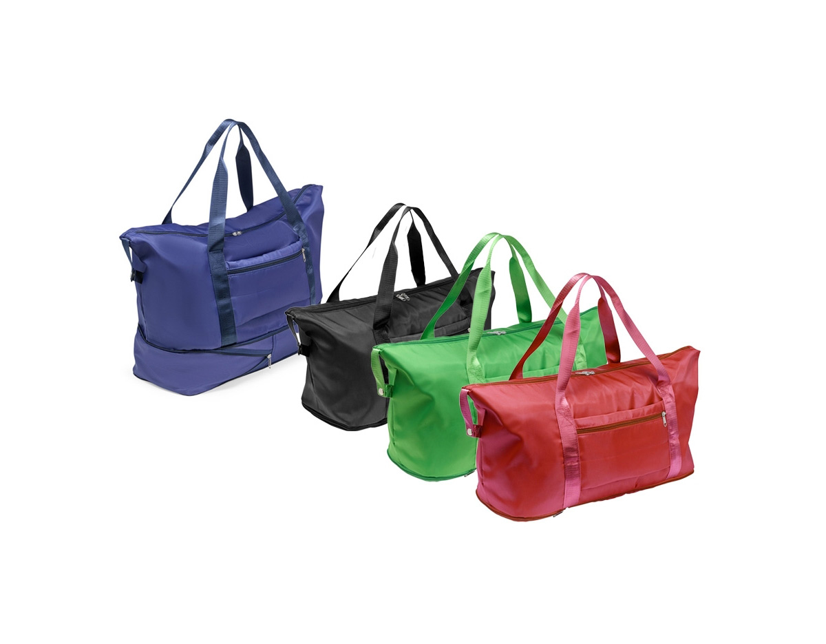 Bolsa esportiva com capacidade expansível de até 32 litros, ideal para transportar roupas, calçados e equipamentos. Feita em poliéster resistente à água, possui alças reforçadas, dois bolsos internos (um com zíper e outro dividido) e bolso externo. O compartimento inferior permite ampliar o espaço conforme a necessidade.