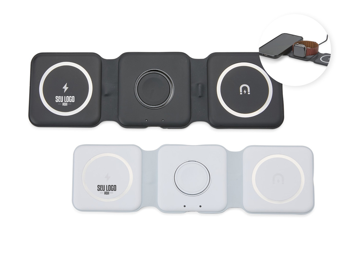 Mantenha os dispositivos carregados de forma simples e prática com o nosso carregador via indução 3 em 1. Basta conectar o carregador na energia via cabo USB-C para começar a usufruir o carregamento de até 3 dispositivos diferentes através da conexão magnética dos aparelhos, como celulares, Apple Watch e o case dos fones da linha AirPod. Acompanha cabo USB-C e manual de instruções em inglês.