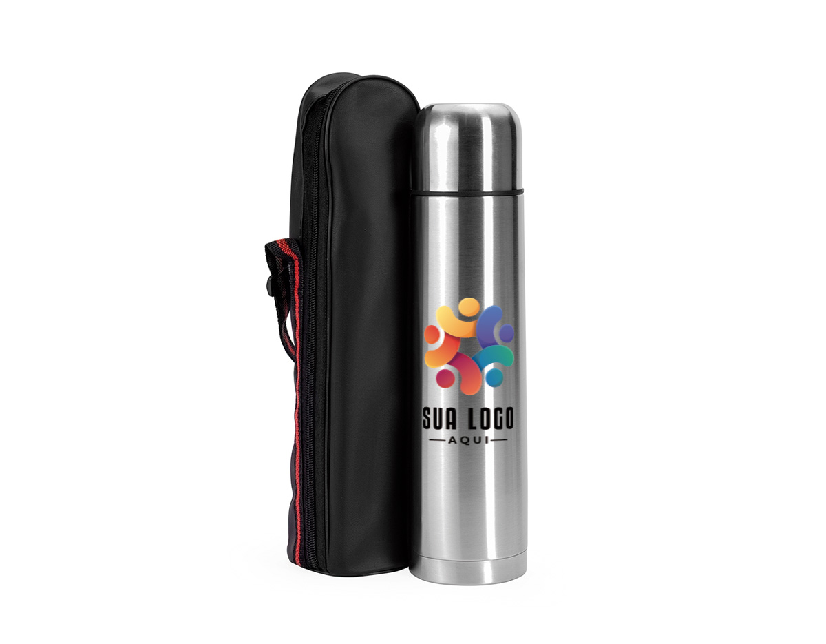 Garrafa térmica de inox com 1 litro de capacidade, parede dupla e isolamento a vácuo para manter a temperatura de líquidos por mais tempo. Possui tampa interna vedante e tampa externa que funciona como copo de 150 ml. Acompanha estojo em PU com alça ajustável para transporte prático e elegante.