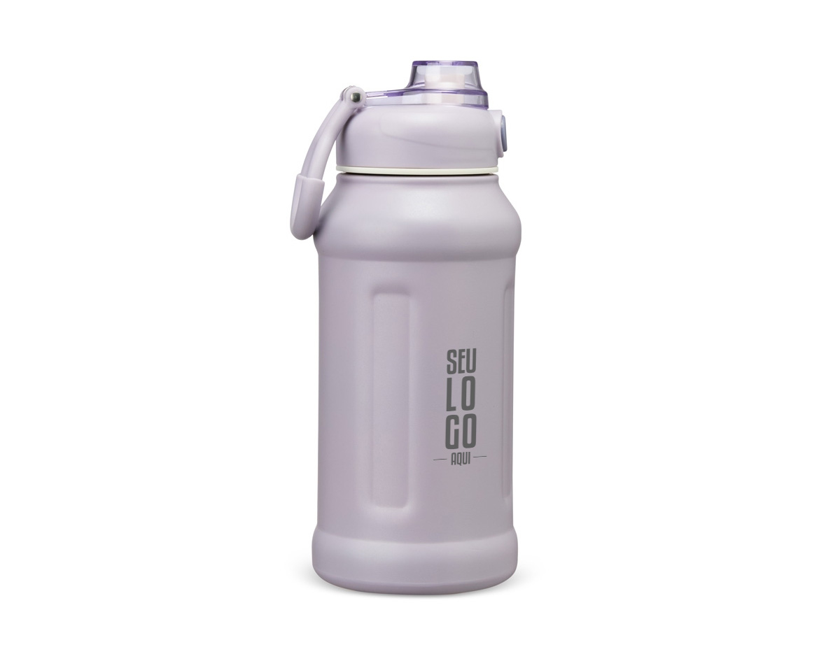 Garrafa térmica inox de 850ml com parede dupla e isolamento a vácuo, ideal para conservar a temperatura dos líquidos. Possui tampa plástica com alça reforçada, trava de segurança no bocal e canudo reutilizável. Design esportivo e robusto, pensada para uso prático no dia a dia.