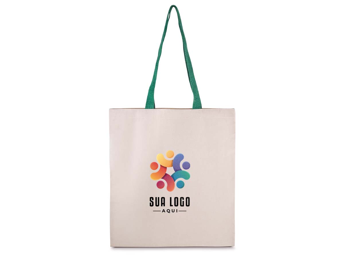Sacola em algodão cru 140g/m², resistente e sustentável, com alça colorida que adiciona um toque de estilo e personalidade. Ideal para compras, eventos, feiras e ações promocionais. Leve, prática e com excelente área para personalização, é uma ótima opção de brinde ecológico para divulgar sua marca.